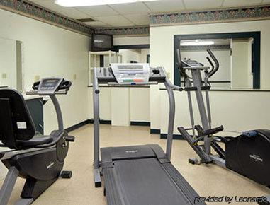 Elkins Inn And Suites المرافق الصورة